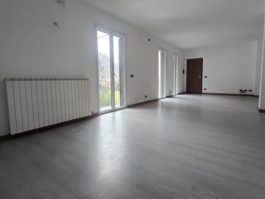 Appartamento a Vogogna in Via Lossetti Mandelli, 11 - Foto 4