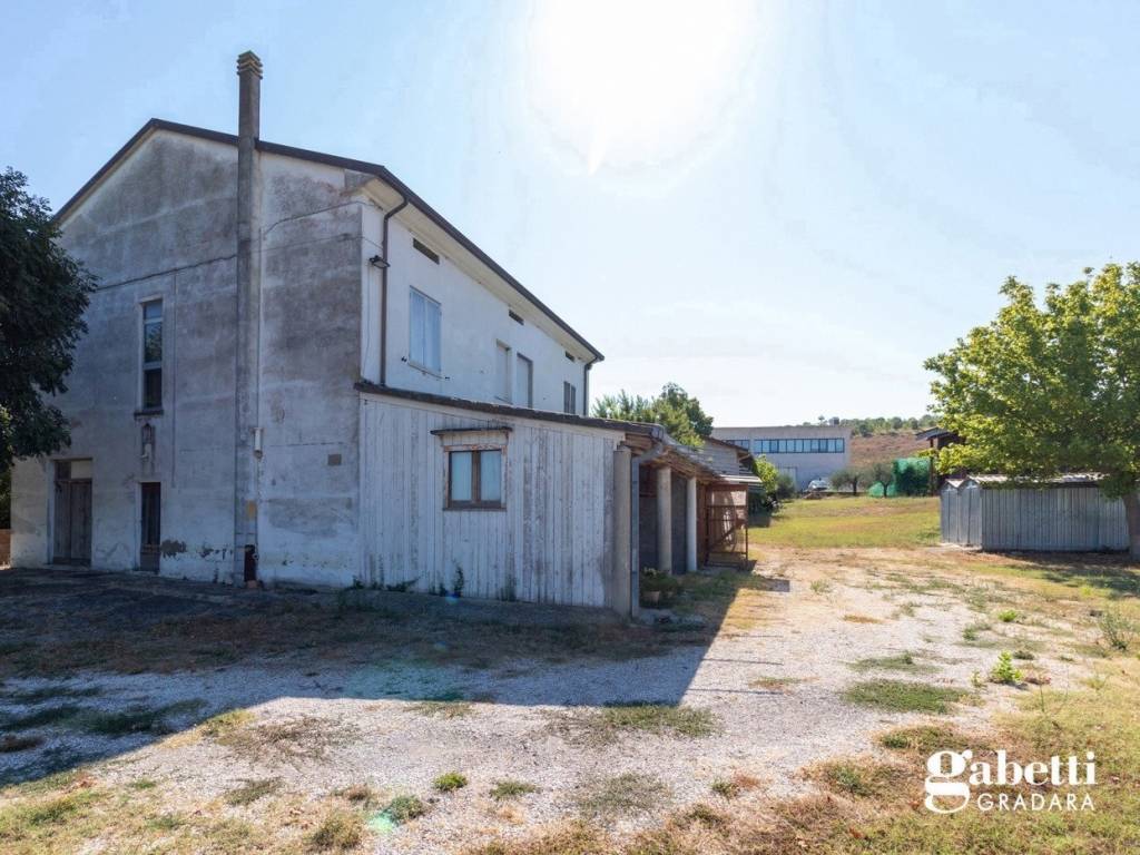 Casa indipendente a Tavullia in Strada Pirano, 10 - Foto 2