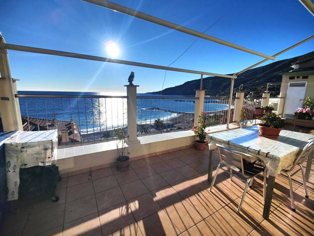 Appartamento a Ospedaletti in Via Roma - Foto 2