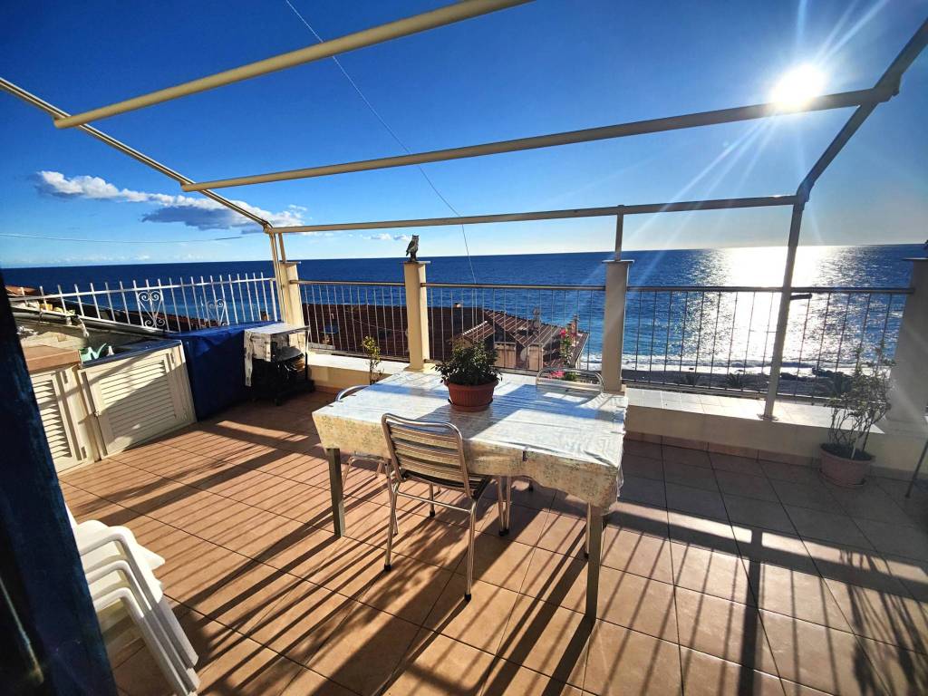 Appartamento a Ospedaletti in Via Roma - Foto 3