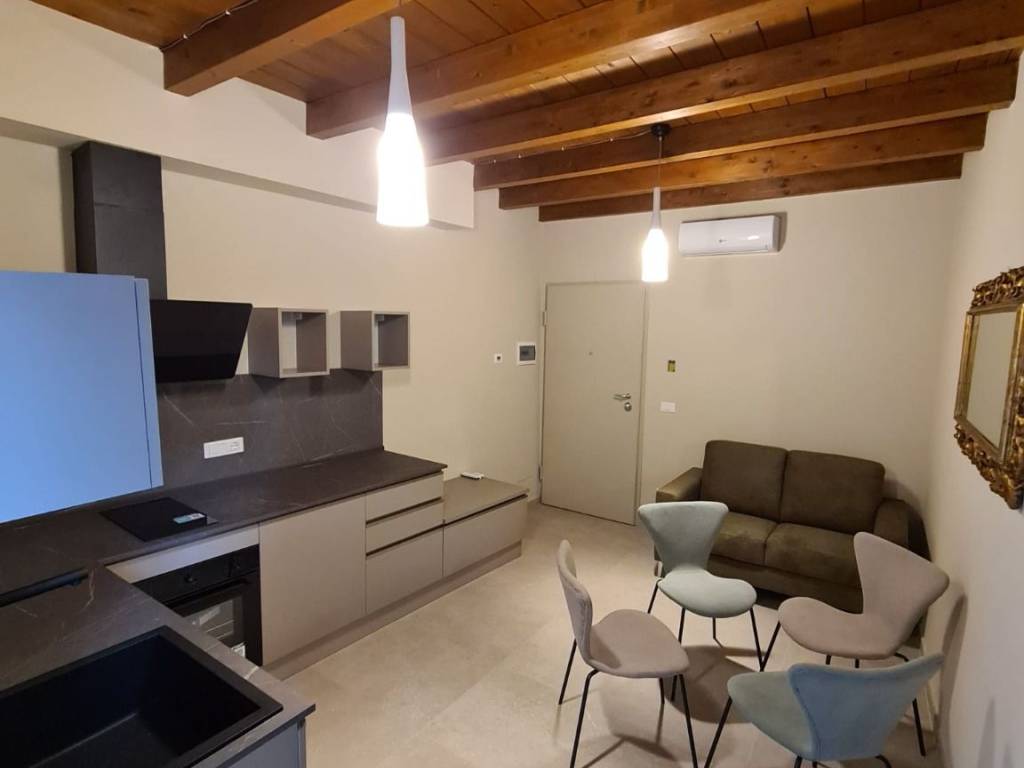 Appartamento a Parma in Borgo del Naviglio, 18 - Foto 2