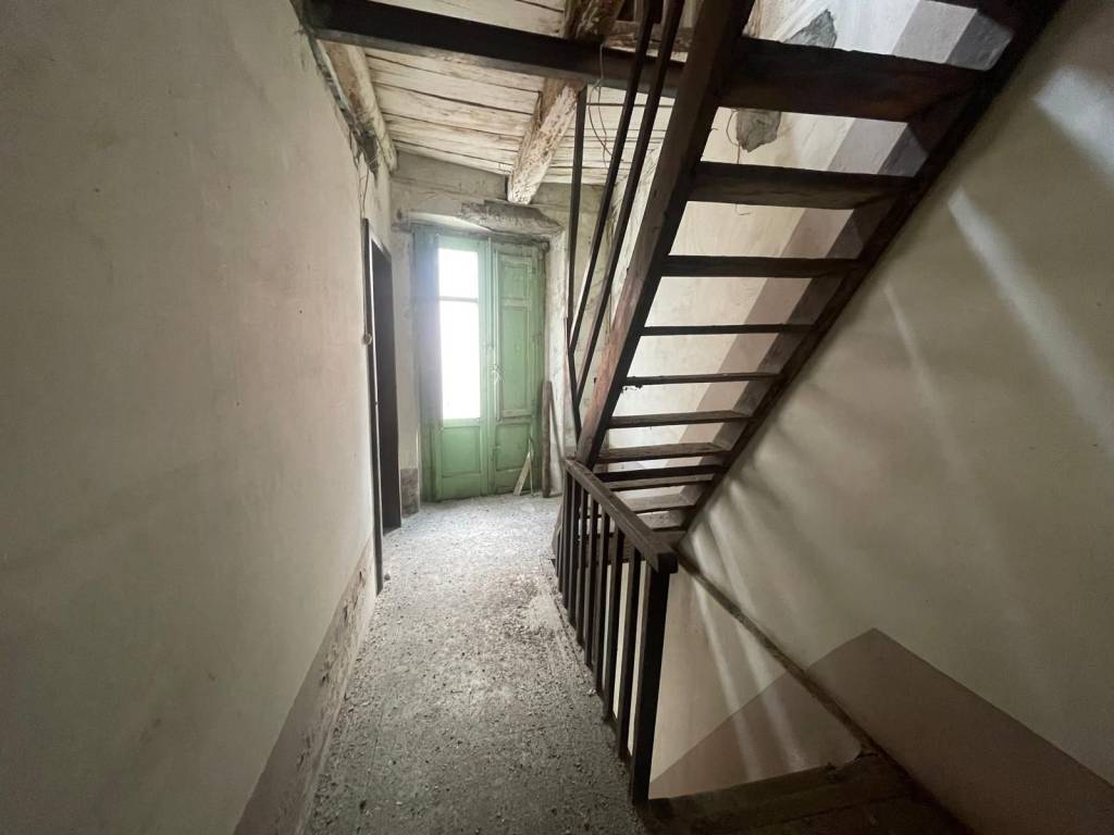 Casa indipendente a Lamezia terme in Via Puglie, 48 - Foto 3