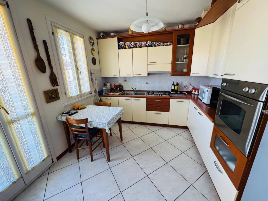 Appartamento a Gorizia in VIA GENERALE CASCINO - Foto 3