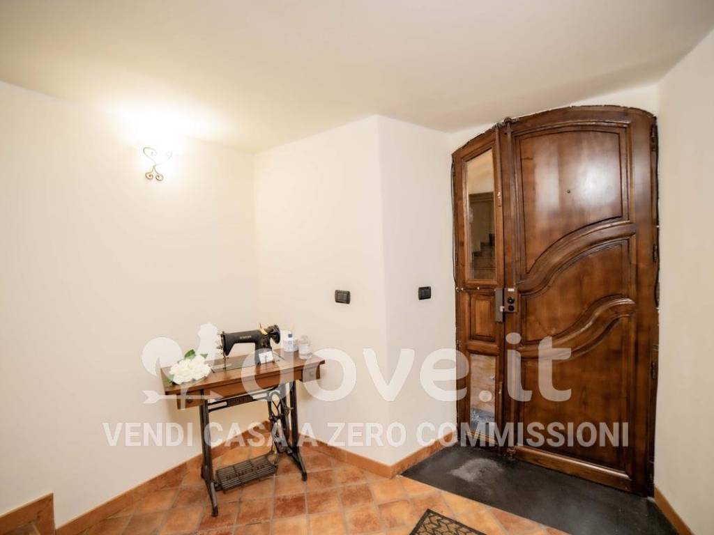 Appartamento a Castiglione di sicilia in Piazza Lauria , 19 - Foto 4