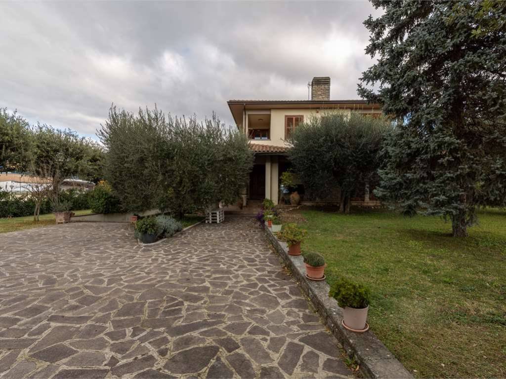Villa a Assisi in Via Los Angeles - Foto 3