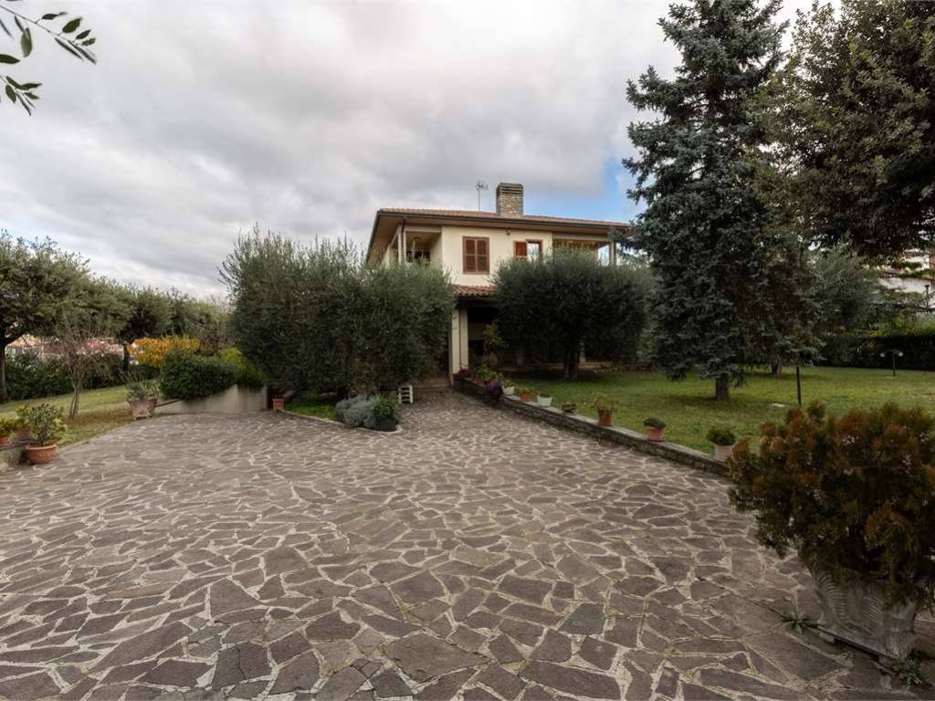 Villa a Assisi in Via Los Angeles - Foto 4
