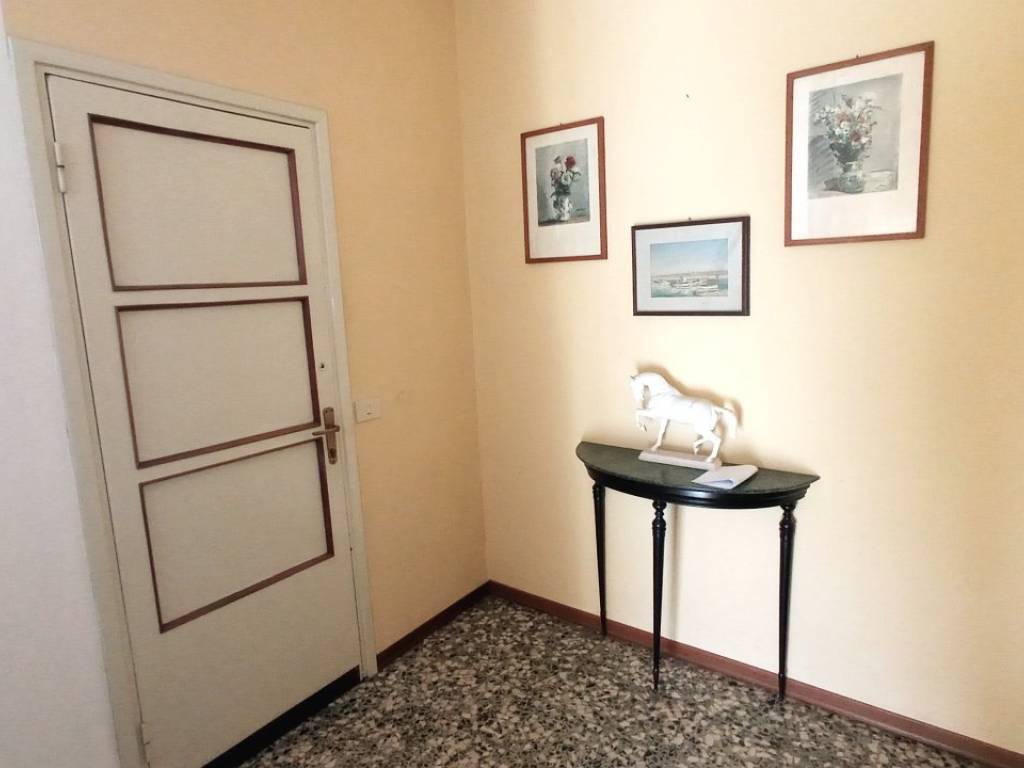 Appartamento a Lesa in Via Carcano, 2 - Foto 2