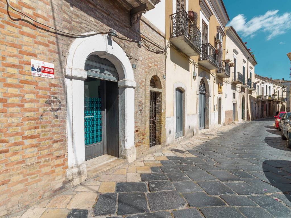 Appartamento a Lucera in Via Schiavone, 9 - Foto 4