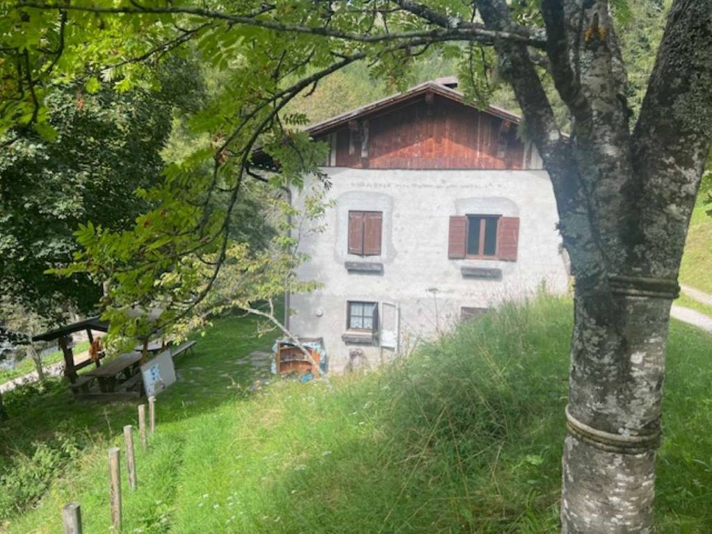 Casa indipendente a Roncegno terme in Località Prese 1 - Foto 4