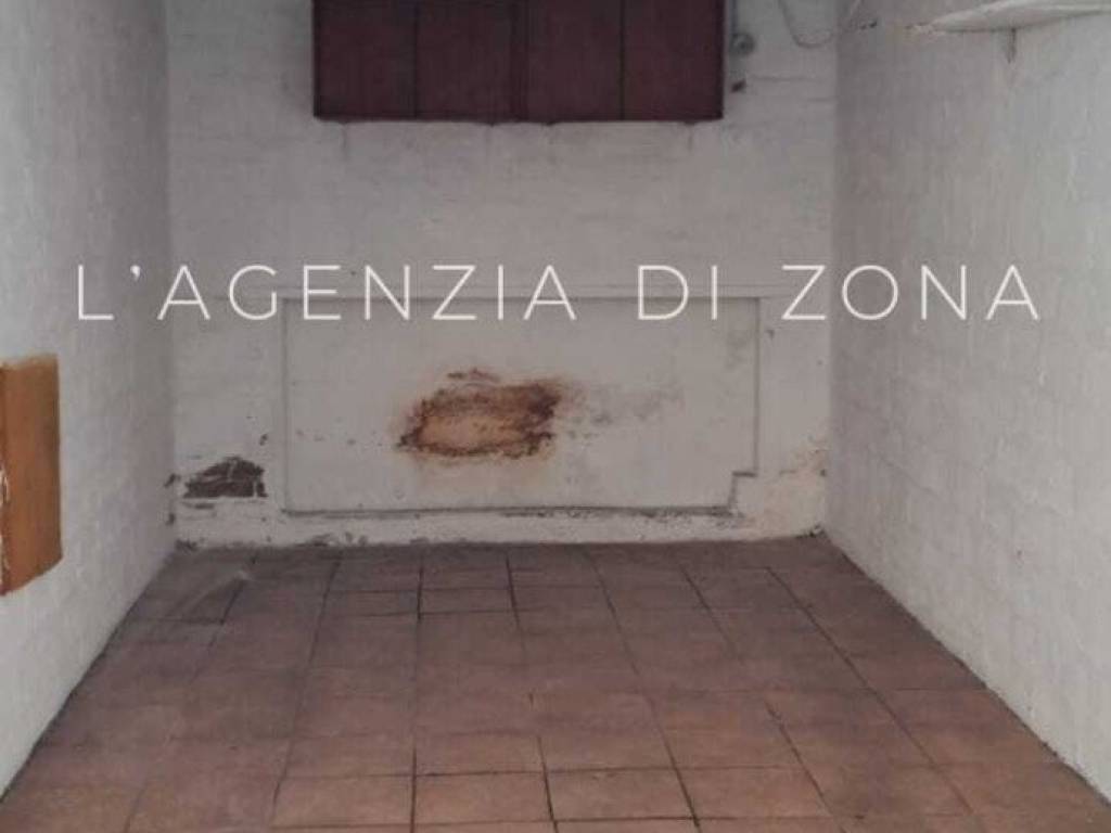 Box / garage a Bologna in Via Charles Dickens - Foto 3