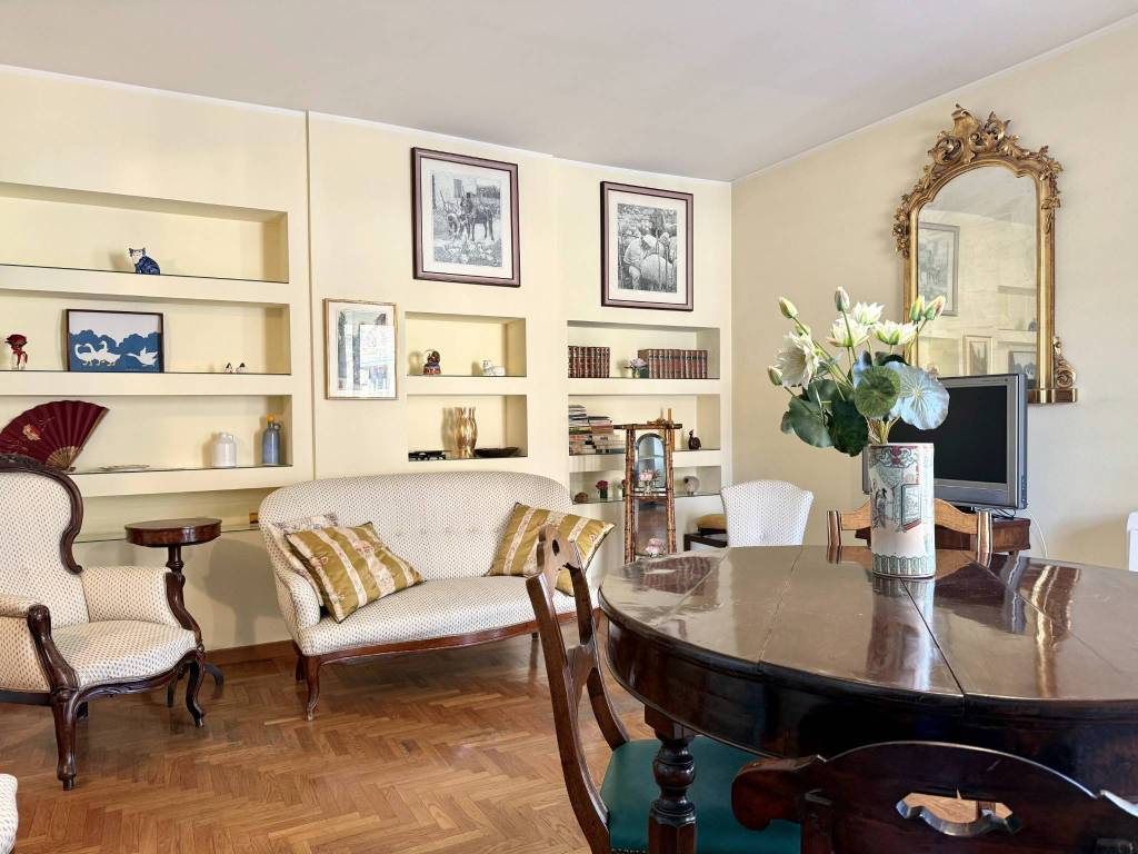 Appartamento a Morbegno in Viale Stelvio - Foto 2