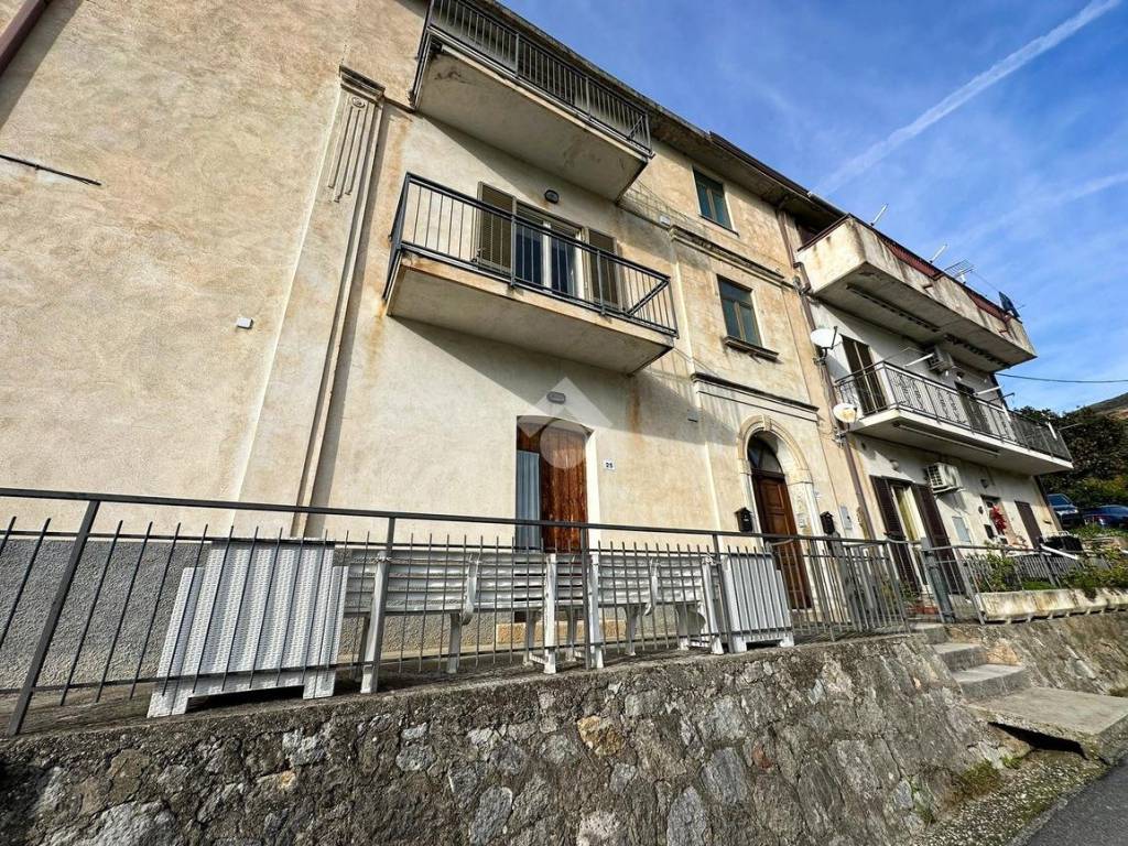 Appartamento a San lucido in Via Libertini, 25 - Foto 2