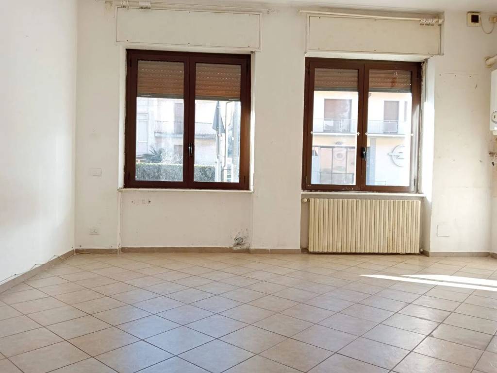 Appartamento a Borgosesia in Viale Varallo, 120 - Foto 4