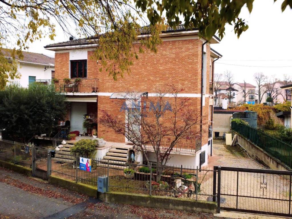 Appartamento a Legnago in Via degli Alpini, 54 - Foto 2