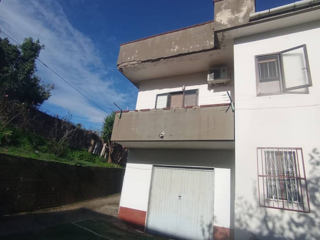Casa indipendente a Salerno in Via Incarto, 42 - Foto 2