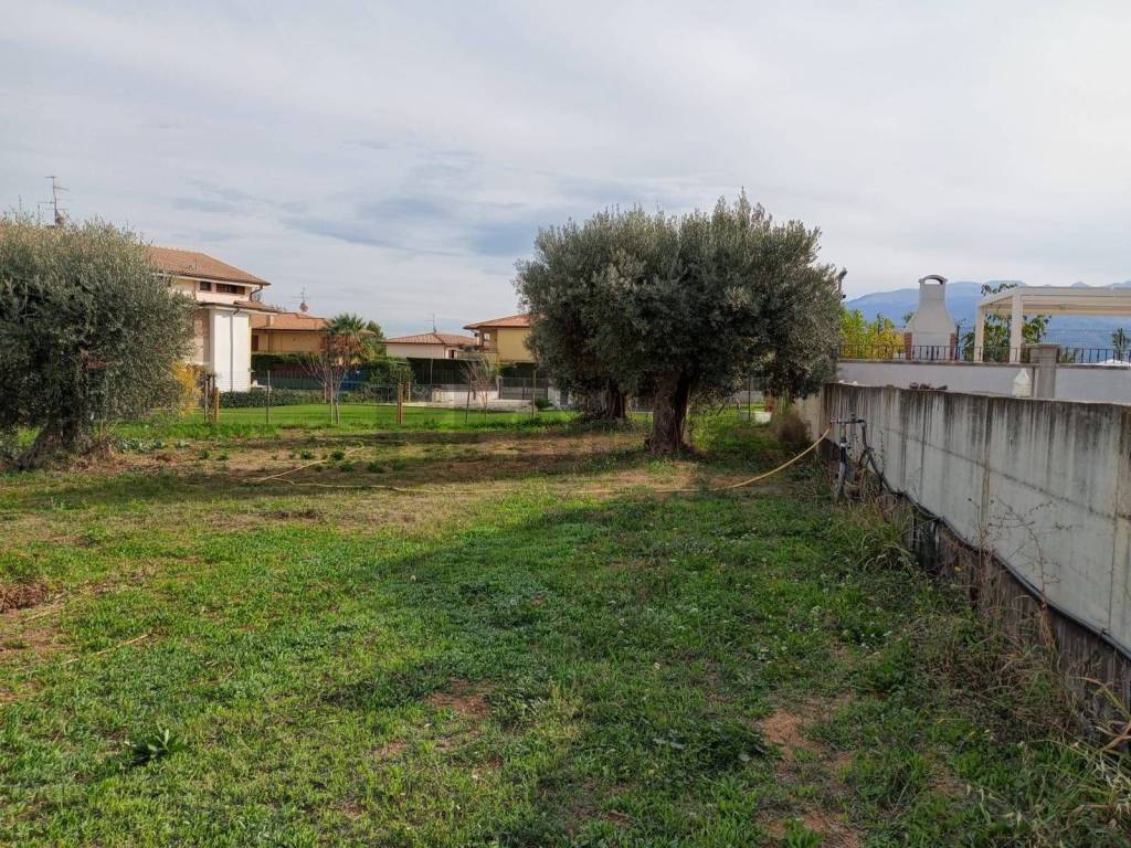 Terreno a Rosciano in via Santa Chiara - Foto 4