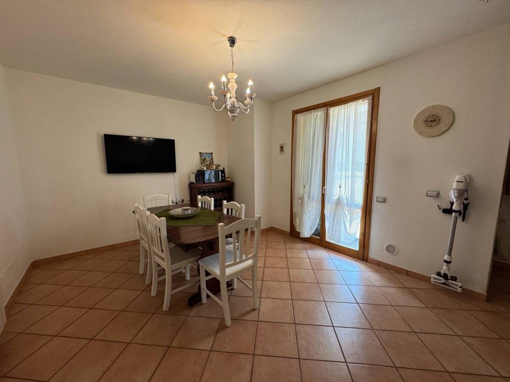 Casa indipendente a Castelfiorentino in Via 4 Novembre - Foto 2