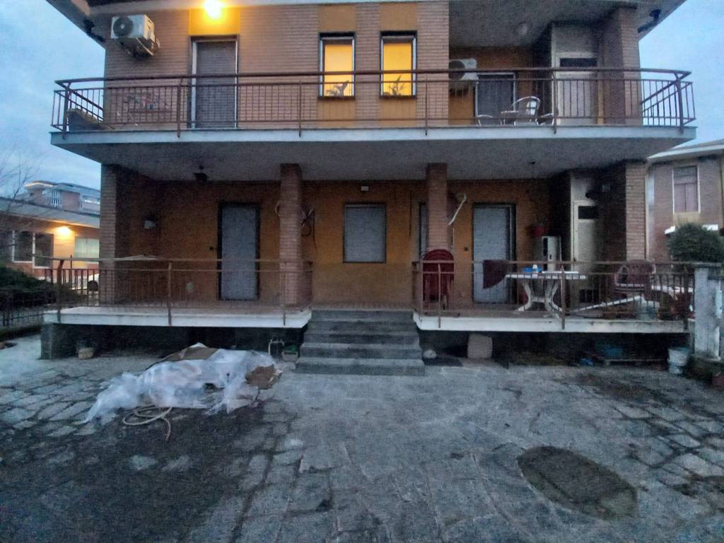 Appartamento a Borgaro torinese in Via Santa Chiara, 1 - Foto 2