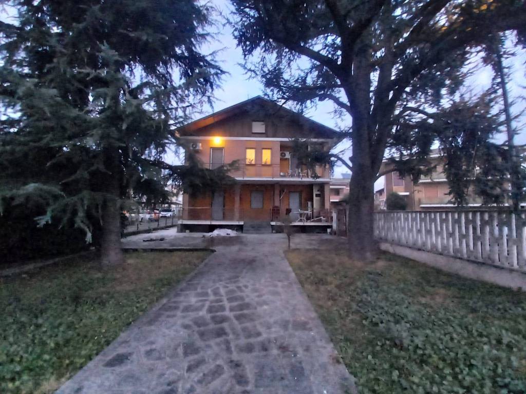 Appartamento a Borgaro torinese in Via Santa Chiara, 1 - Foto 3