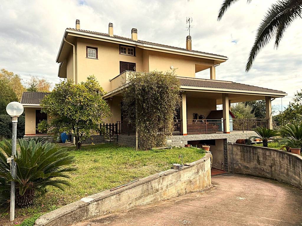 Villa a Loano in Viale Silvio Amico, 26 - Foto 5