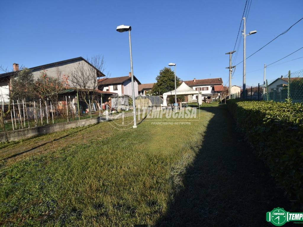 Villa a Bosconero in Via Papa Giovanni XXIII 2 - Foto 2