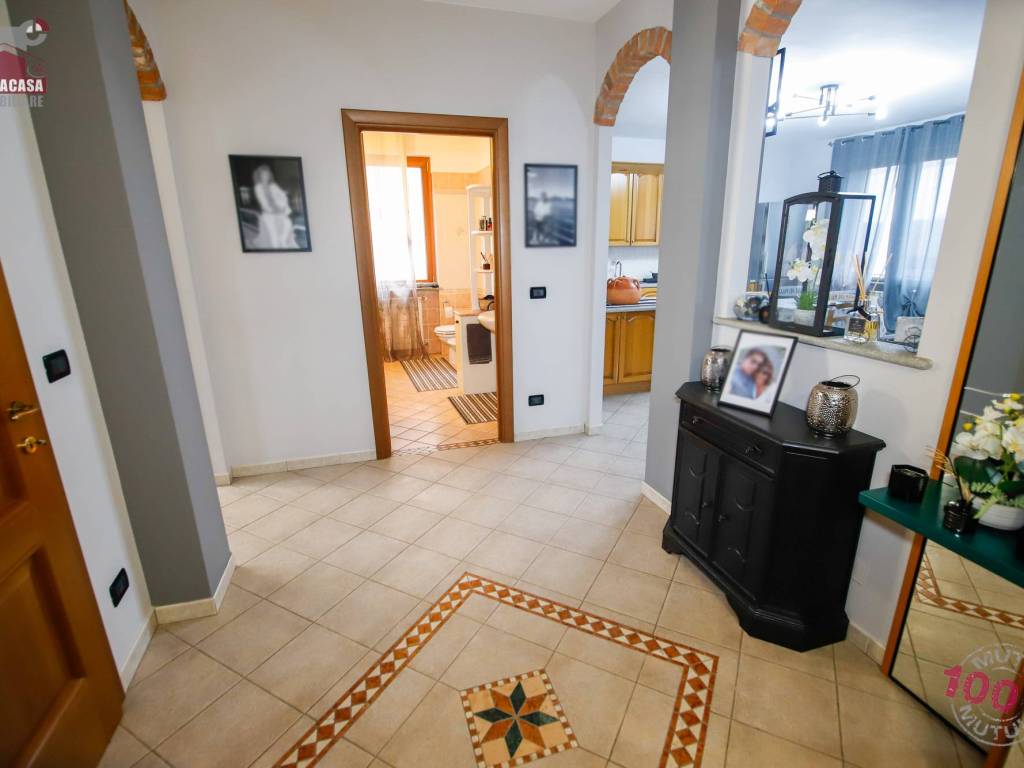 Villa a Crescentino in Via Virgilio Bosso, 44 - Foto 3