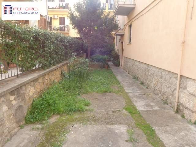 Palazzo / stabile a Fondi - Foto 4