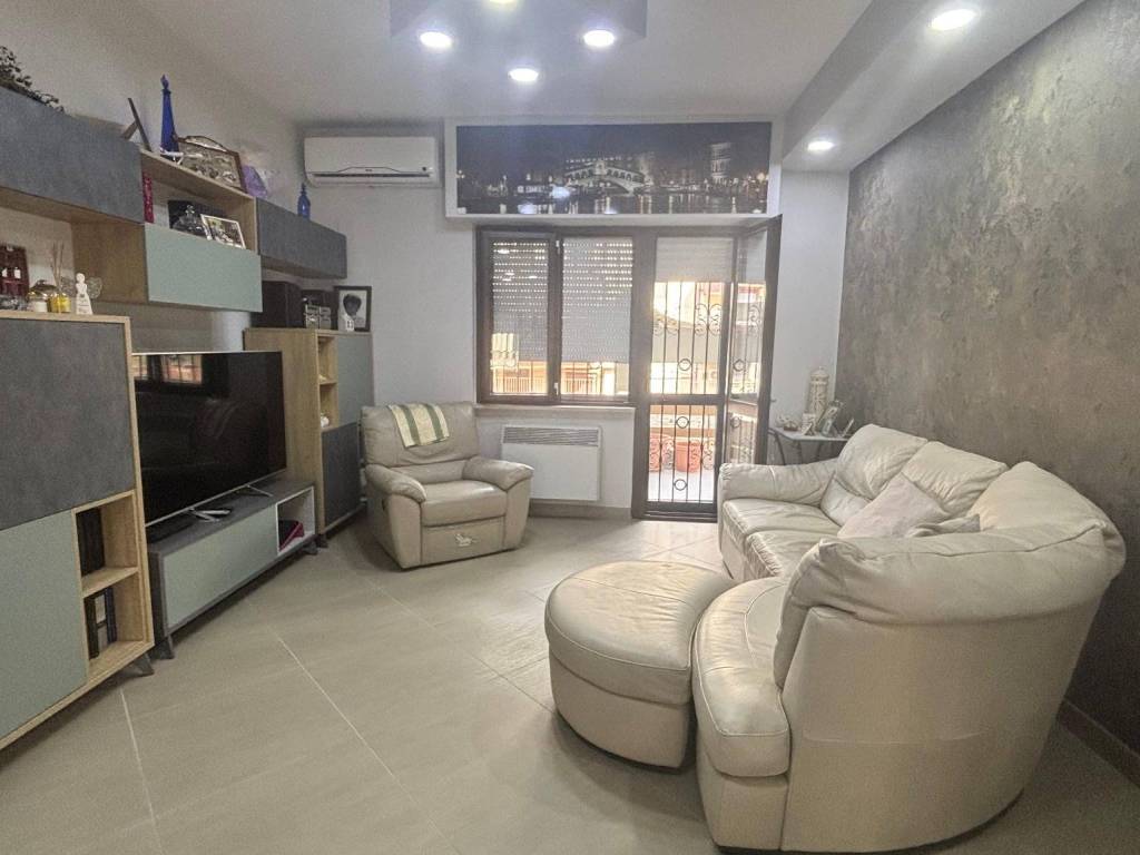 Appartamento a Caserta in Via Enrico Laracca, 10 - Foto 3