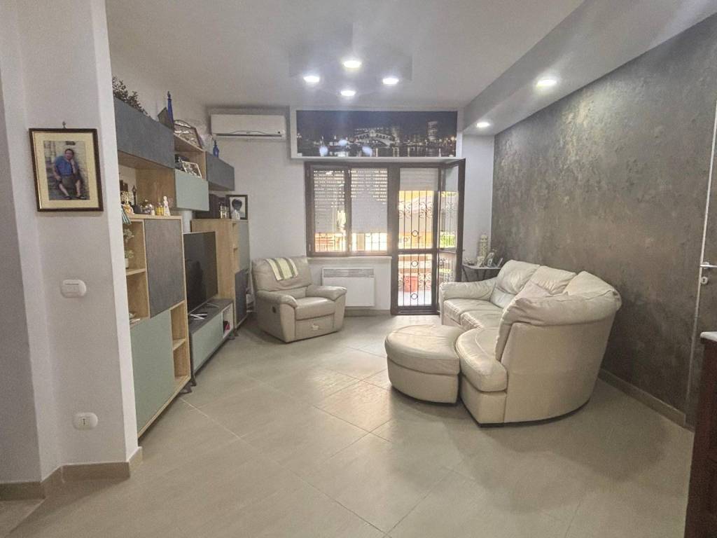 Appartamento a Caserta in Via Enrico Laracca, 10 - Foto 4