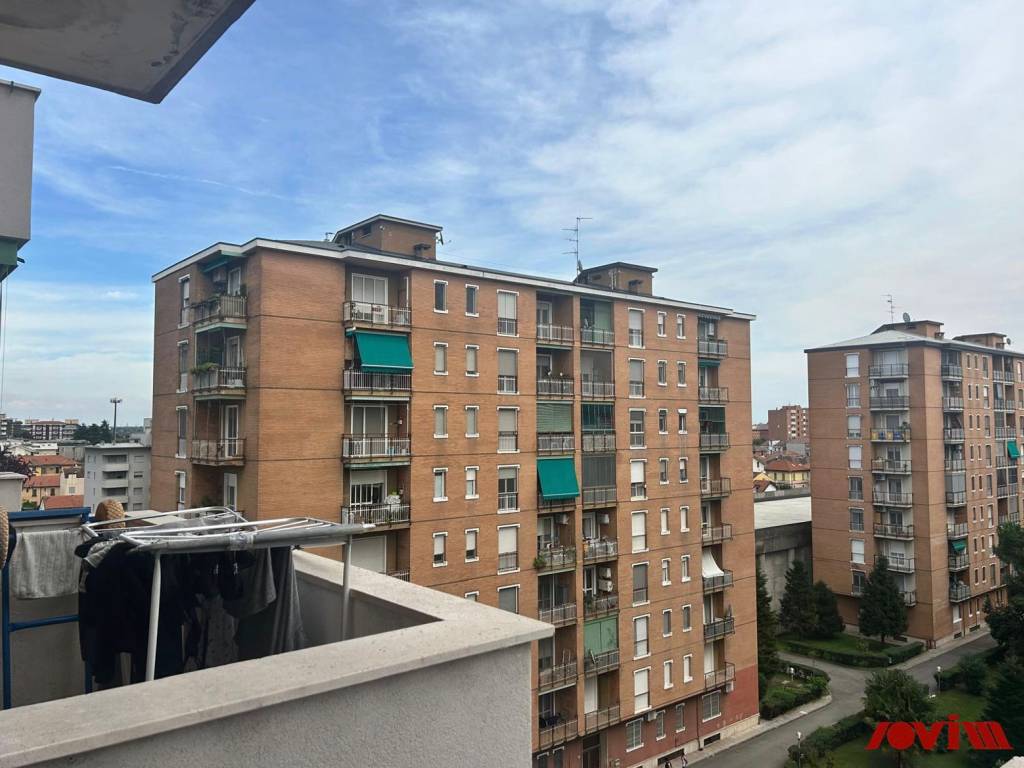 Appartamento a San donato milanese in Via Giuseppe Di Vittorio, 51 - Foto 2