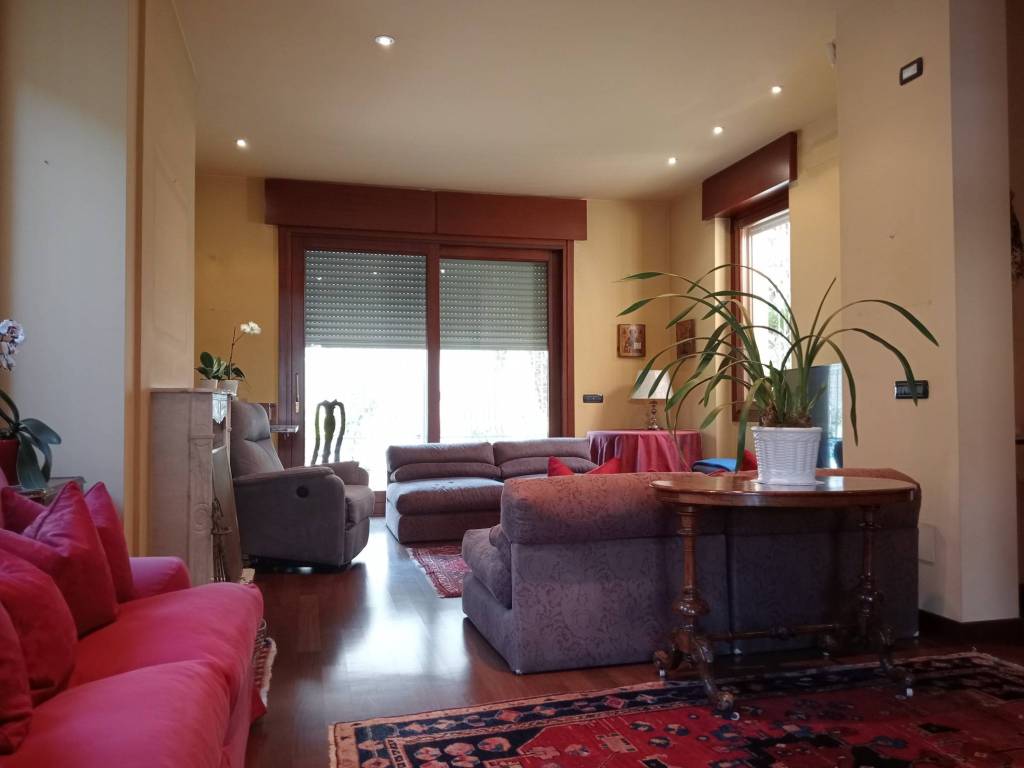 Villa a Gallarate in Via Postcastello - Foto 5