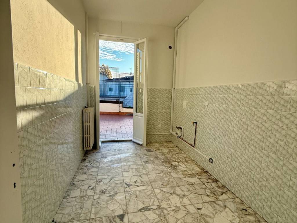 Appartamento a Campi bisenzio in Piazza Unità d'Italia - Foto 5