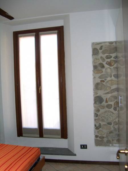 Appartamento a Vergiate in Via Felice Cavallotti, 21 - Foto 4
