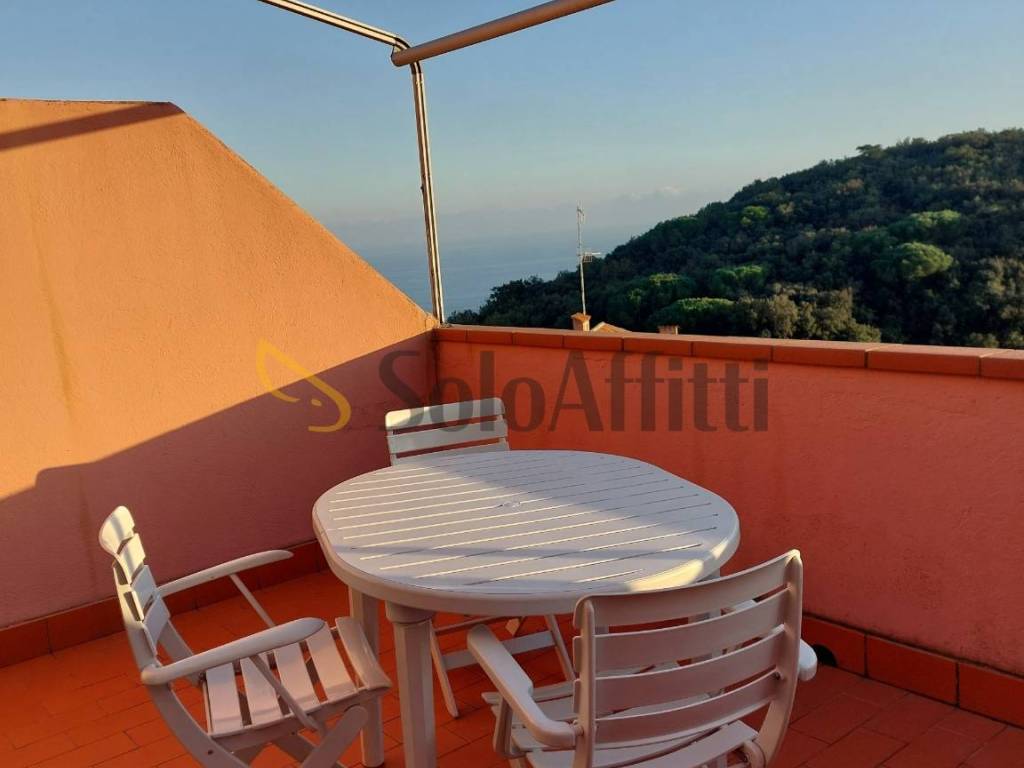 Appartamento a Finale ligure in Via Flavio Gioia - Foto 3
