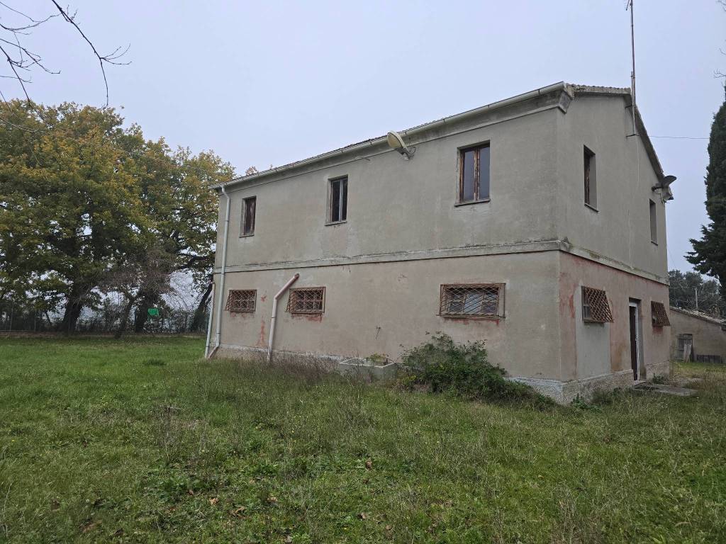 Rustico / casale a Cingoli in Via Tito Livio, 25 - Foto 5