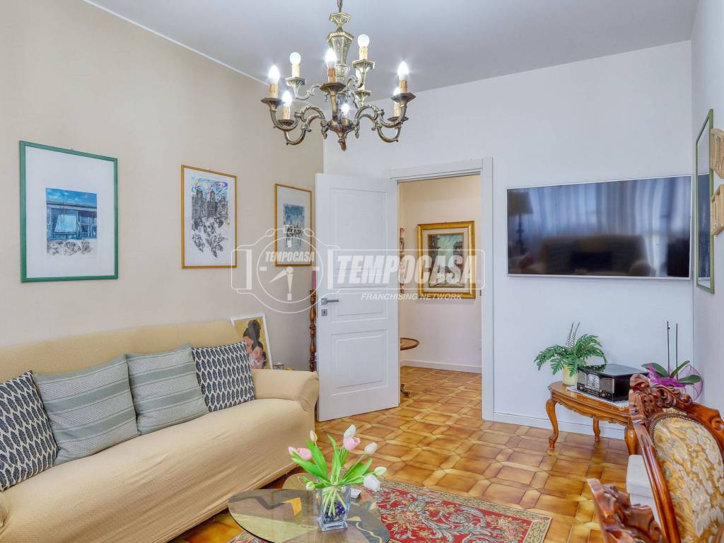 Appartamento a Induno olona in Via Gian Pietro Porro, 86 - Foto 3