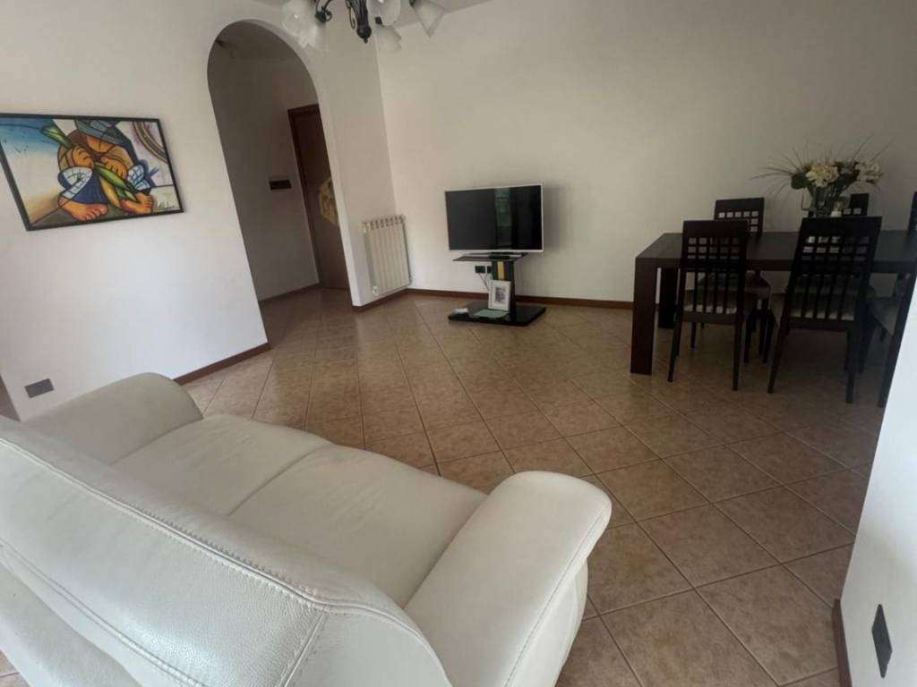 Appartamento a Binasco in Via Galileo Ferraris - Foto 2