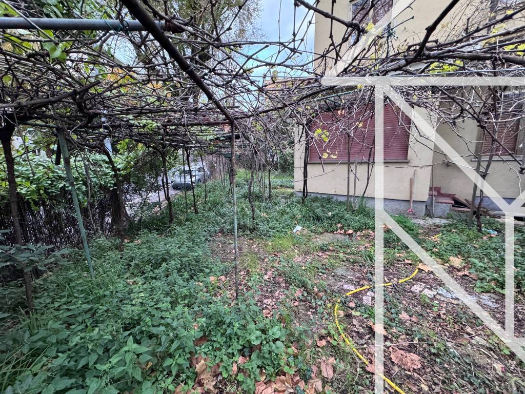 Villetta a schiera a Trieste in Via Albona, 16 - Foto 4