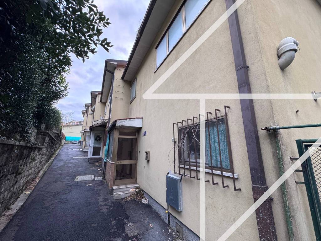 Villetta a schiera a Trieste in Via Albona, 16 - Foto 5