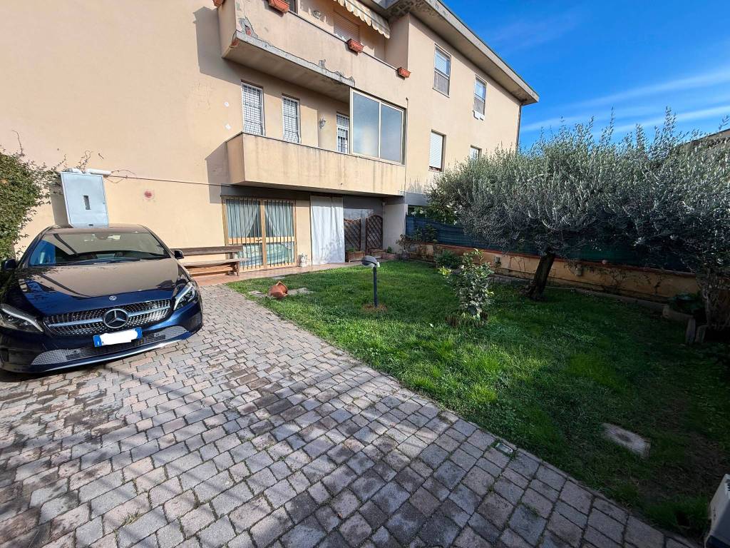 Appartamento a Calcinaia in Via E. Vagelli - Foto 2