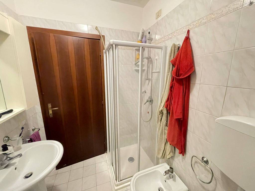 Appartamento a Montecchio maggiore in Via Enrico Fermi - Foto 3