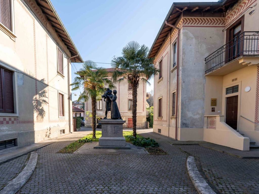 Appartamento a Saronno in Via Frua - Foto 2