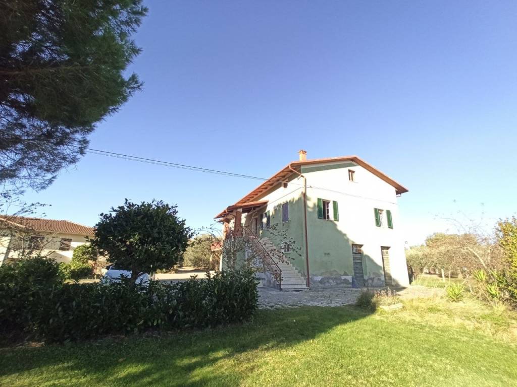 Villa a Castiglione del lago in Via Soccorso - Foto 3