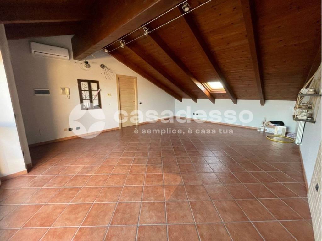 Attico / mansarda a Crescentino in Via Tournon, 31 - Foto 2