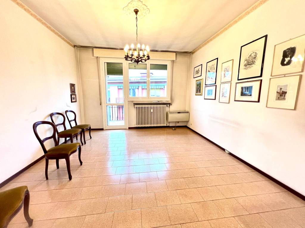 Appartamento a Alba in Via Ciro Menotti, 9 - Foto 4