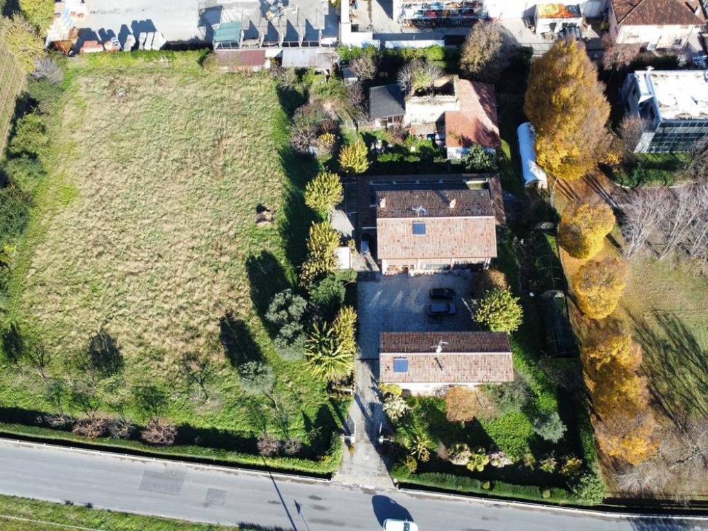 Villa a Adro in via nespolo, 2 - Foto 2