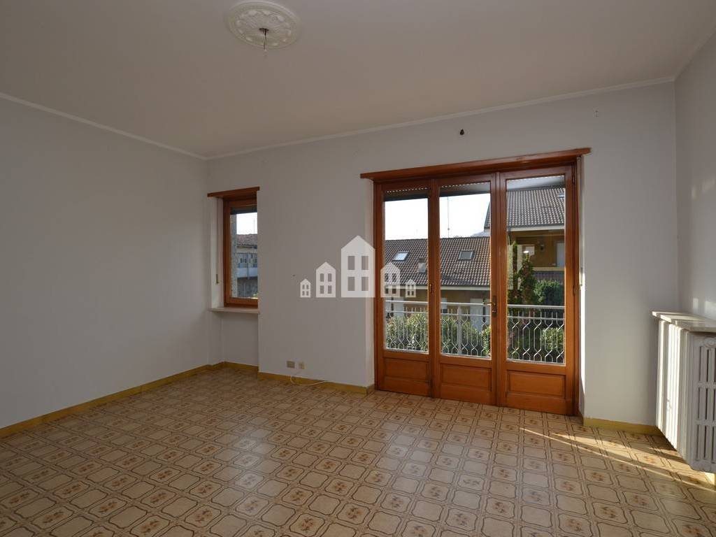 Appartamento a Cuorgnè in Via Puccini, 19 - Foto 2