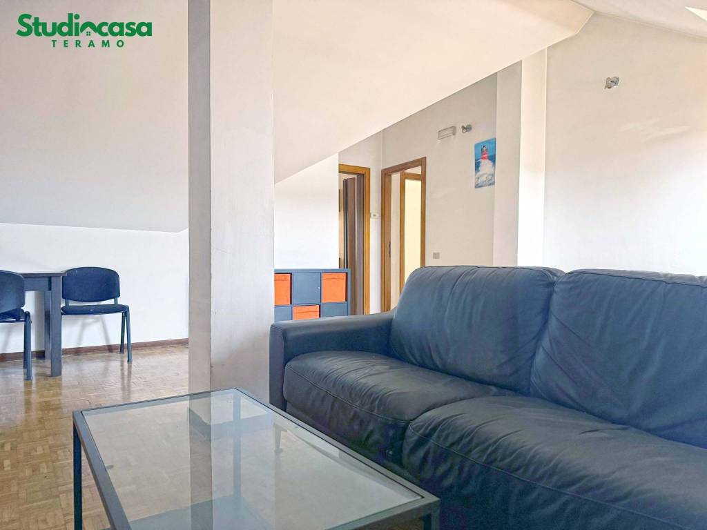 Appartamento a Teramo in Viale Europa - Foto 3