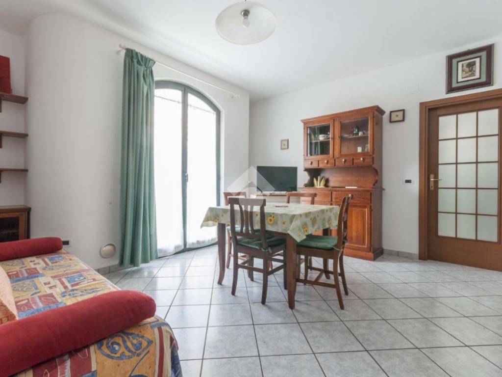 Appartamento a Roseto degli abruzzi in Via thaulero, 30 - Foto 2