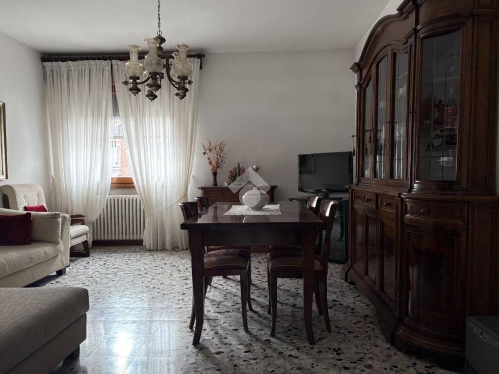 Appartamento a Ferrara in Piazza Bruno Buozzi, 33 - Foto 3